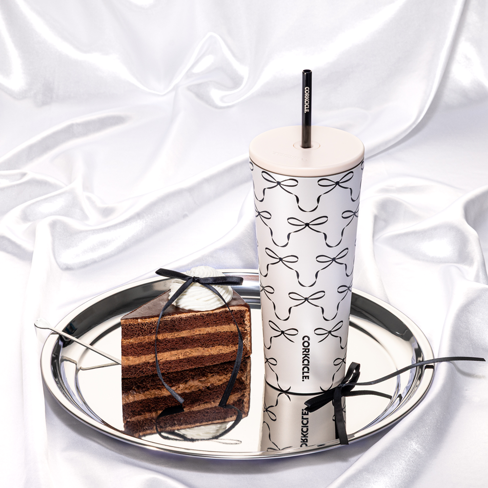cold-cup-f8 2a98a7269432--2224PBBC-lifestyle.png