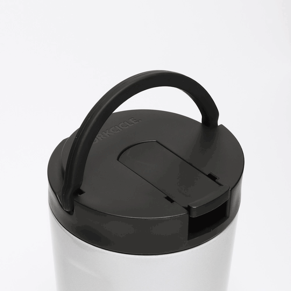 disney-kids-cup-u8 Kids_Cup_28_0906b7b6-4acf-4cb6-8c0d-d15f57c40b85.gif
